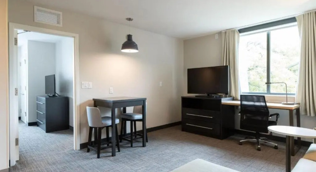 Четырёхместный люкс c 1 комнатой с видом на реку Residence Inn by Marriott Fort Worth Southwest