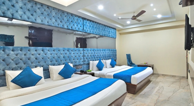 Люкс The Vanson Delite "Newly Rebuilt 2026" - Near New Delhi Station & Connaught Place