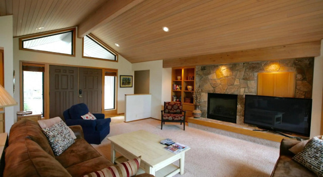10 Tan Oak