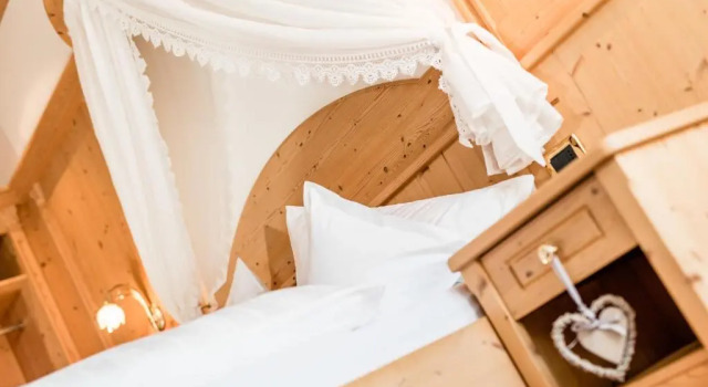 Hotel Dorfer Alpine&Charming, Book Hotel Hotels in Cadore with a Pool, Swimming Pool
