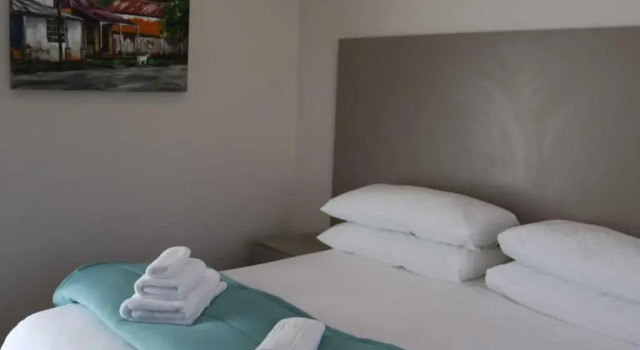 The Feather Hill Boutique Hotel, Prenota Boutique Potchefstroom North West