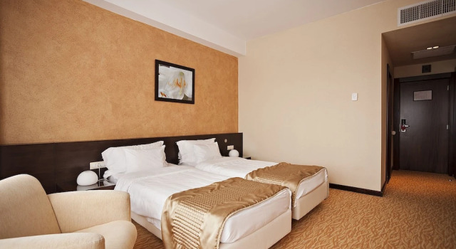 Двухместный номер Standard с балконом Hotel Clermont