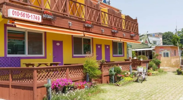 Suncheon Happy Day Pension, Reserva ahora Hotel Hoteles en Jeolla del Sur con aparcamiento, Aparcamiento