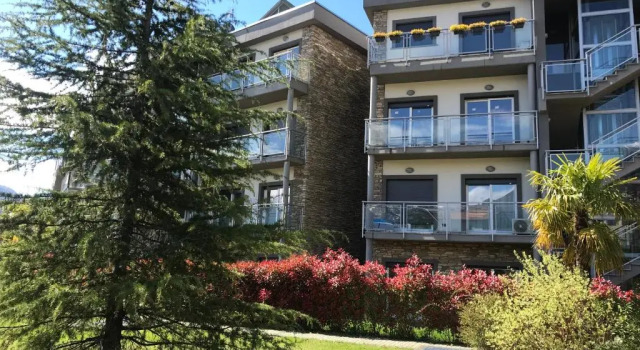 Hotel Residence Alessandra, Book Hotel Hotels in Como with a Pool, Swimming Pool