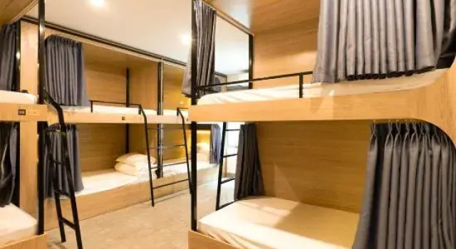 Кровать в общем номере (женский номер) MOTOGO Hostel