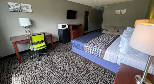 Wingate by Wyndham Lake George