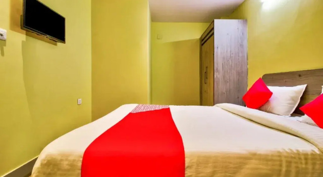 Oyo 19373 Dream Connect, Book Hotel Bistupur 
