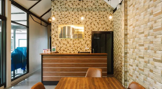 TOBEDzZ HOTEL, Забронировать Отель Ранонг провинция Ранонг
