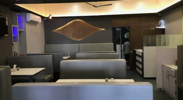 BKC Backpackers - Trade Centre, Забронировать Хостел Отели Мумбай с завтраком, Завтраки