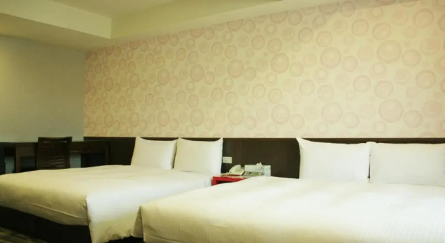 Семейный люкс с 2 комнатами LIHO Hotel Tainan