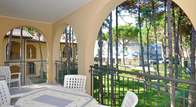Apartment in Bibione Near Sandy Beach, Prenota Appartamento Hotel SPA a Veneto, SPA