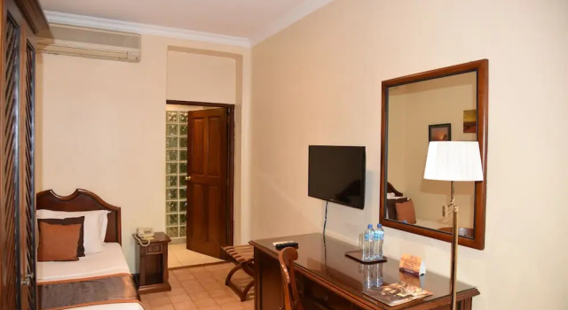 Standard Single room Speke Hotel 1996 Ltd