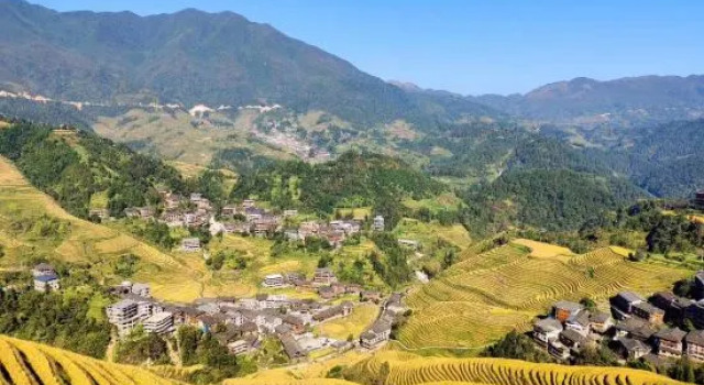 Pusu Yiyaxuan Homestay (Longji Rice Terraces Golden Buddha Peak Observation Deck Branch)