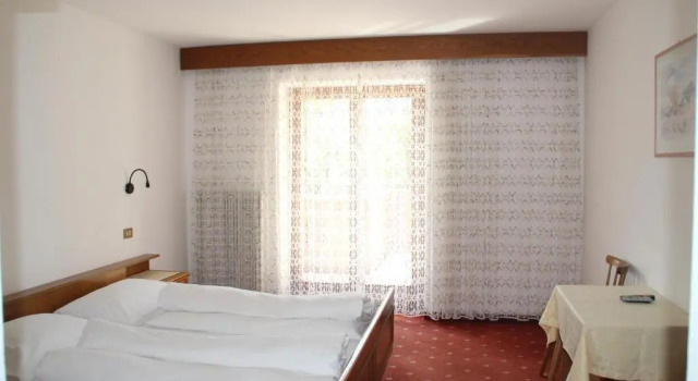 Pension Obergrundgut, Забронировать Отель Бизнес-отели Лачес, 4* 5*