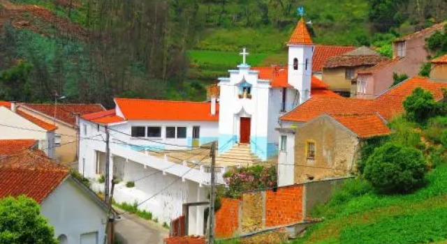 Holiday home R. Padre Manuel dos Santos - 2, Забронировать Апартаменты/квартира Апартаменты Миранда-ду-Корву, Апартаменты/квартира