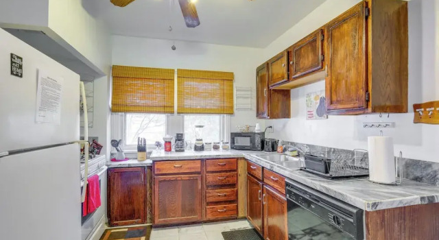 Trendy South Euclid Apt - 5 Mi to Cleveland Clinic, Reserva ahora Apartamento South Euclid Ohio