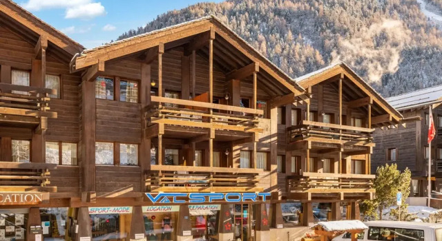 Tarcianne A Apt 2 Grimentz, Prenota Hotel Hotel a Canton Vallese con parcheggio, Parcheggio