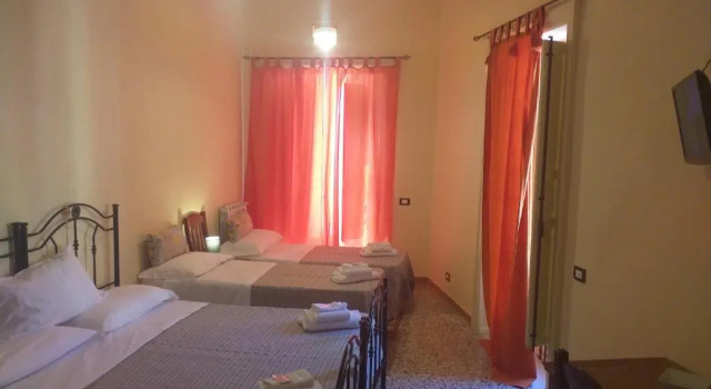 Deluxe Doppel Zimmer mit eingeschränktem Meerblick B&B Batarà - "La Terrazza del Centro"