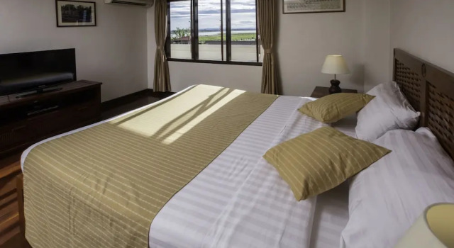 Люкс Deluxe с видом на реку Lao Orchid Hotel