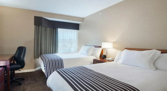 Sandman Hotel Victoria, Забронировать Отель Виктория South Vancouver Island
