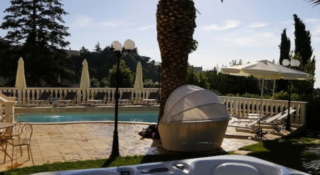Апартаменты c 1 комнатой с видом на сад Villa Angelina
