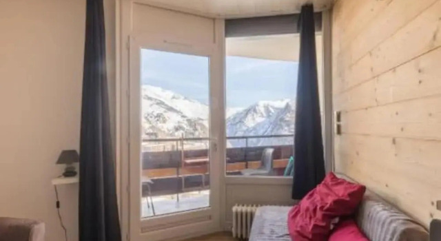 Charming Chalet in Bourella