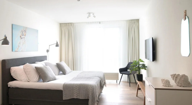 Luxury Penthouse Apartment With Roof Terrace at the Harbor of Scheveningen, Забронировать Апартаменты/квартира Схевенинген Южная Голландия