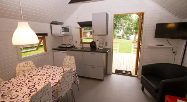 Коттедж Husodde Strand Camping & Cottages