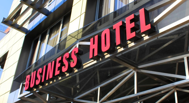 Business Hotel Plovdiv - Central Location, Забронировать Отель Отели Пловдива 3 звезды, рядом с Roman Theatre Plovdiv, 3*