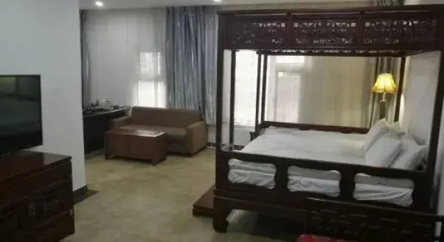 Ease Hotel (Shenyang Changjiang North Street Beiling Park Branch), Book Hotel Hotels in Liaoning with Parking, Parking