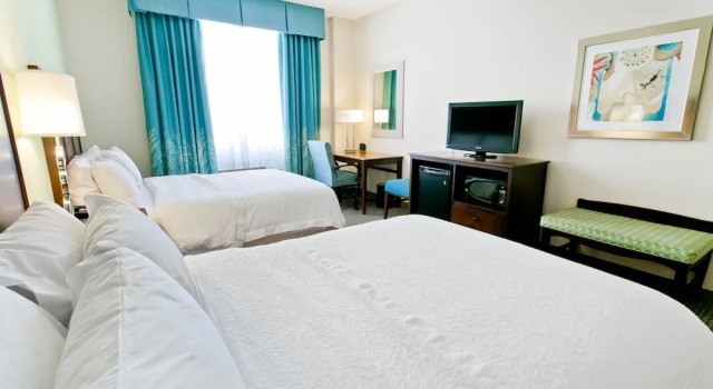 Четырёхместный номер Standard с видом на улицу Hampton Inn & Suites - Orange Beach