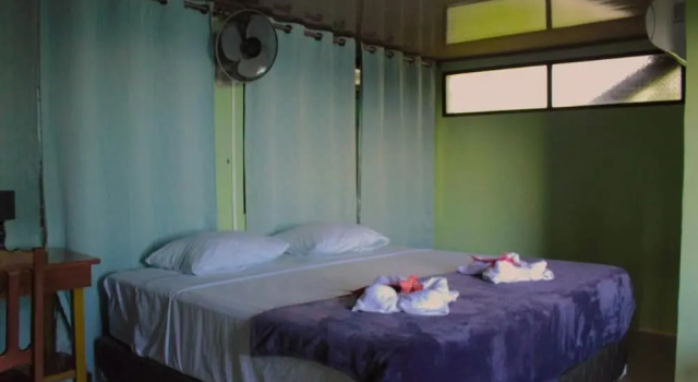 Motmot, Double Large Room With air Conditioning and sea View, Забронировать Гостевой дом Гостевые дома Пунтаренаса, Гостевой дом