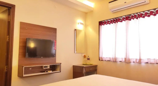 Hotel Rhythm Grand Suite, Забронировать Отель Отели штата Тамилнада с завтраком, Завтраки