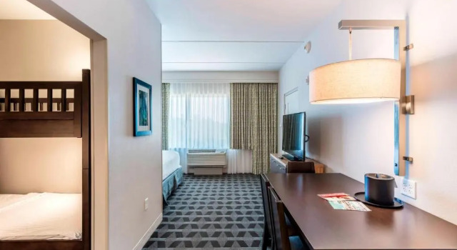 Люкс Семейный Studio c 1 комнатой TownePlace Suites by Marriott Orlando at SeaWorld