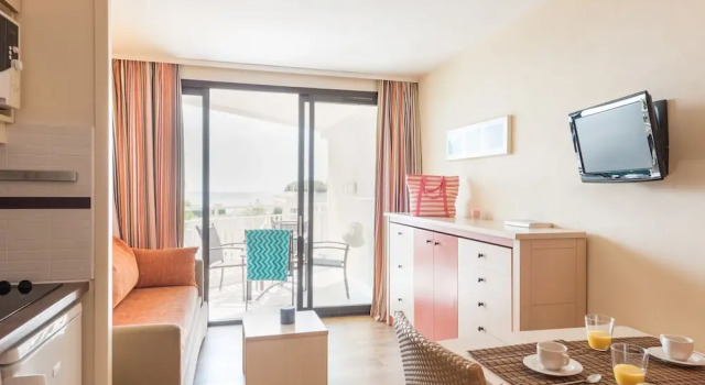 Studio Near the Boulevard in the Decadent City of Cannes