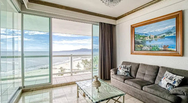 Апартаменты Penthouse at Sayil
