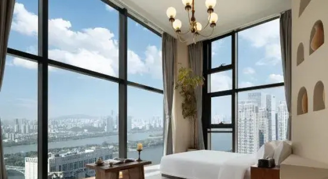 Двухместный люкс с видом на реку Yiyu Swimming Pool Hotel (Wu Yi Square IFS)