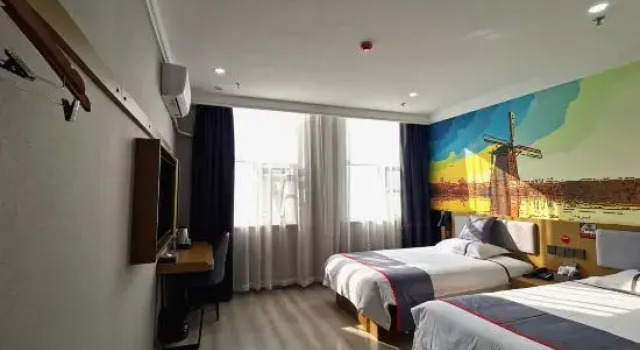 Junyi Chain Hotel (Linyi Zhicheng Road Dushutou Branch), Prenota Hotel Hotel a Shandong con parcheggio, Parcheggio