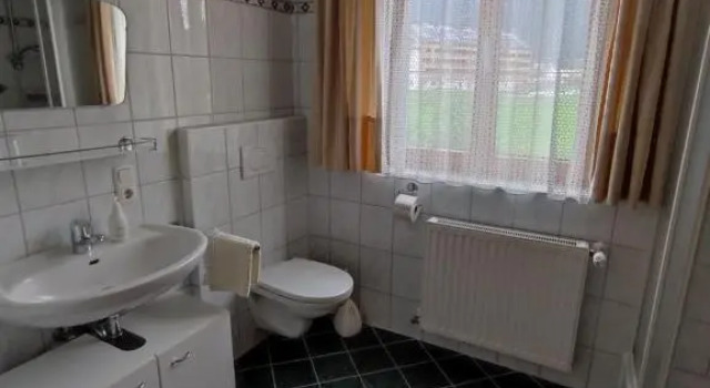Ferienhaus Reiter Lotte, Book Hotel Hoteller i Dachstein West med parkering, Parkering