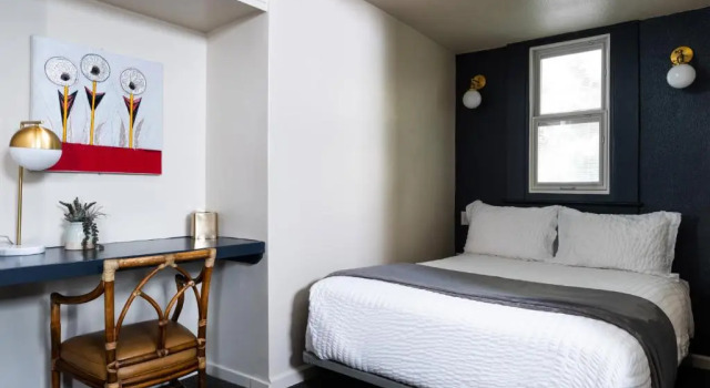 Номер Standard The Metro Hotel