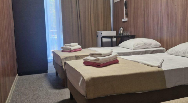 Трёхместный номер Standard Aton Family Hotel (Атон фемили)