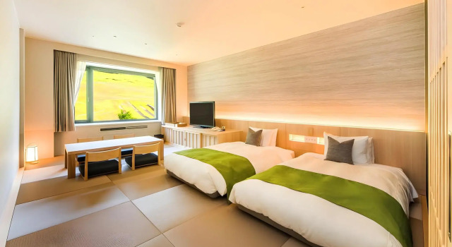 Hotel Tangram, Boek Hotel Shinano 