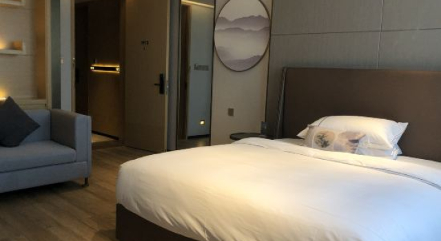 Люкс Echeng Hotel Nanning Railway Station Huqiu Building