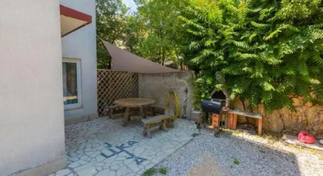 Apartment Julija 5