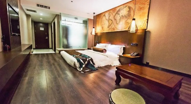 James Joyce Coffetel Jilin Railway Station Fortune Plaza, Prenota Hotel Hotel a Jilin con parcheggio, Parcheggio