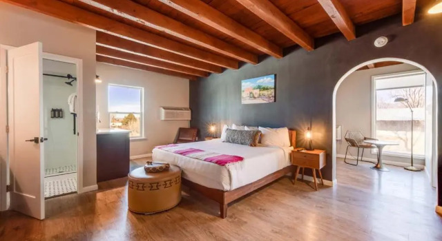 Люкс Taos Motor Lodge
