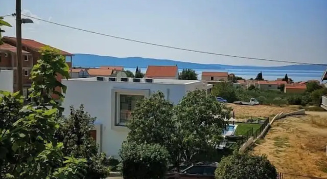 Апартаменты Boutique Apartment in villa with pool 2
