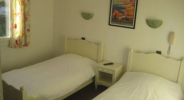 Hotel Mucrina, Rezervovat Hotel Hotely v Canal du Midi s bazénem, Bazén