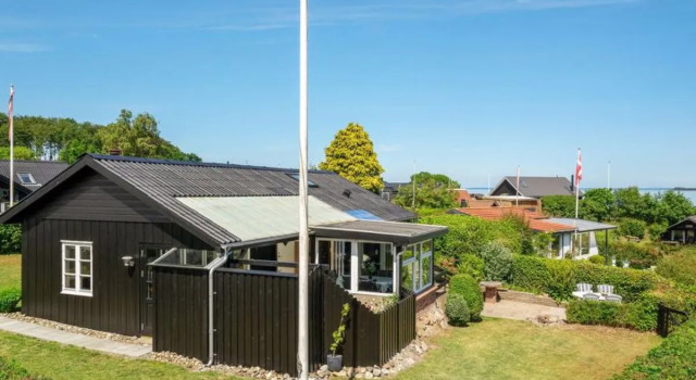 "Eleonora" - 250m from the sea in SE Jutland, Book Hotel Hotels in Haderslev with Parking, Parking