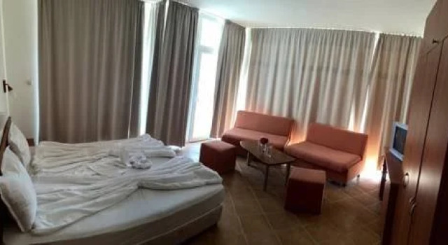 Hotel Eco Palace